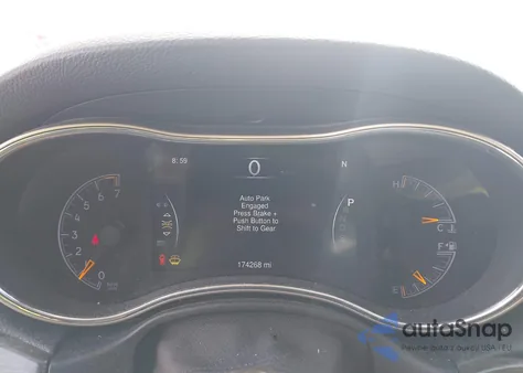 2014 Jeep Grand Cherokee Laredo z USA, uszkodzony, nr VIN 1C4RJFAG7EC421948